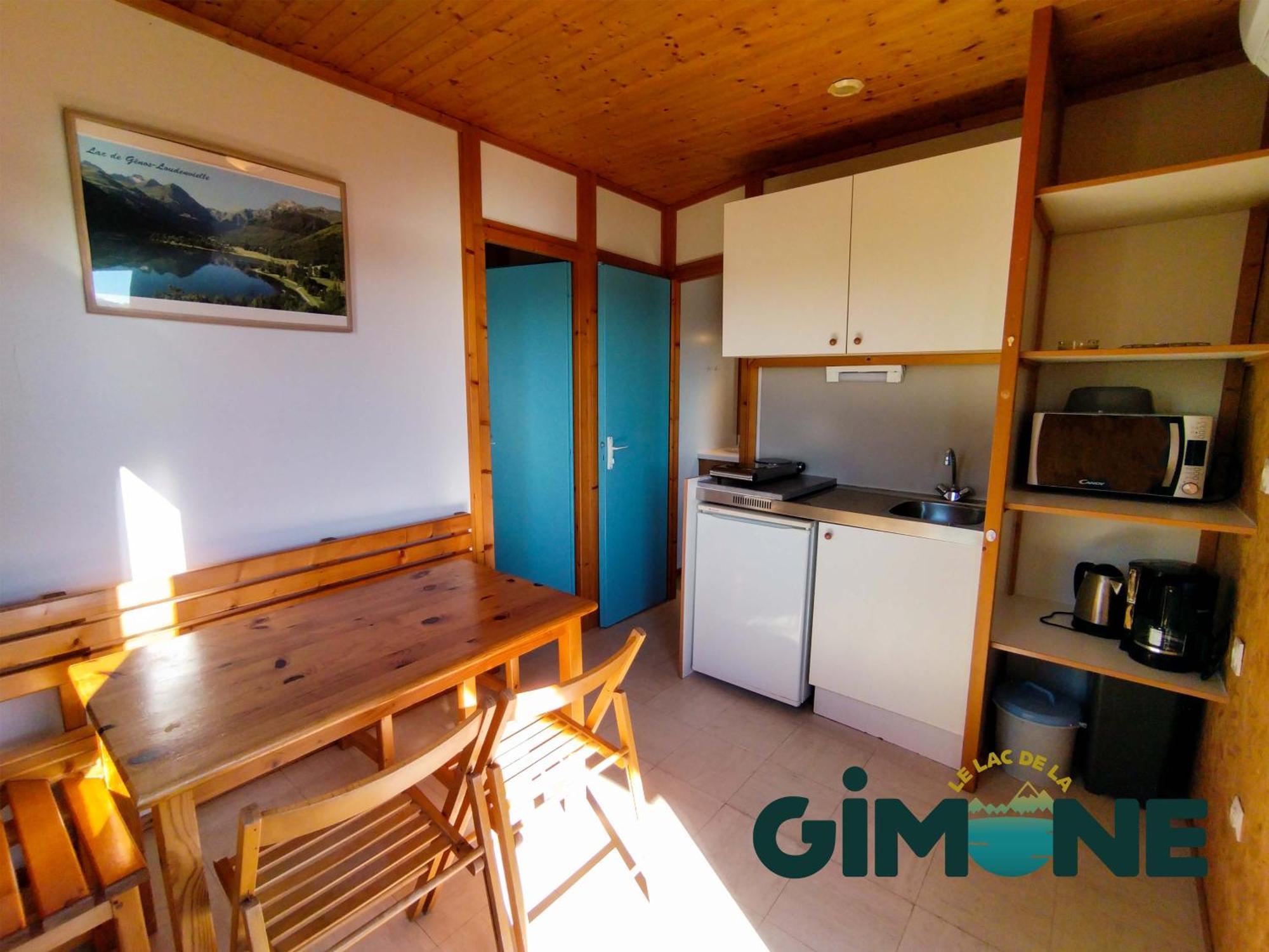 Les Chalets Du Lac De La Gimone Saint-Blancard Exteriör bild